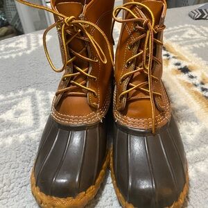 L.L. Bean Brown Bean Boots size 7